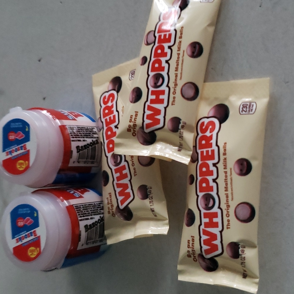 Mini brands series 4